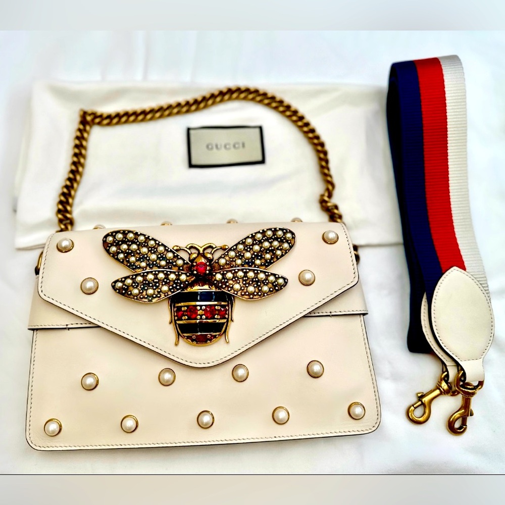 GUCCI Pearl Embellished Mini Queen Bee Broadway Shoulder Bag